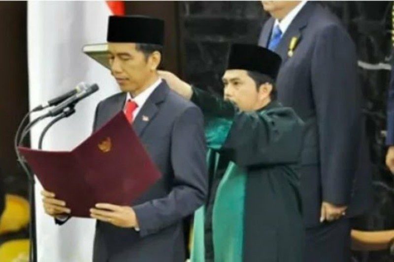 jokowi b6e5c5beab6493805262b3f8a15e951d 600x400 800x533