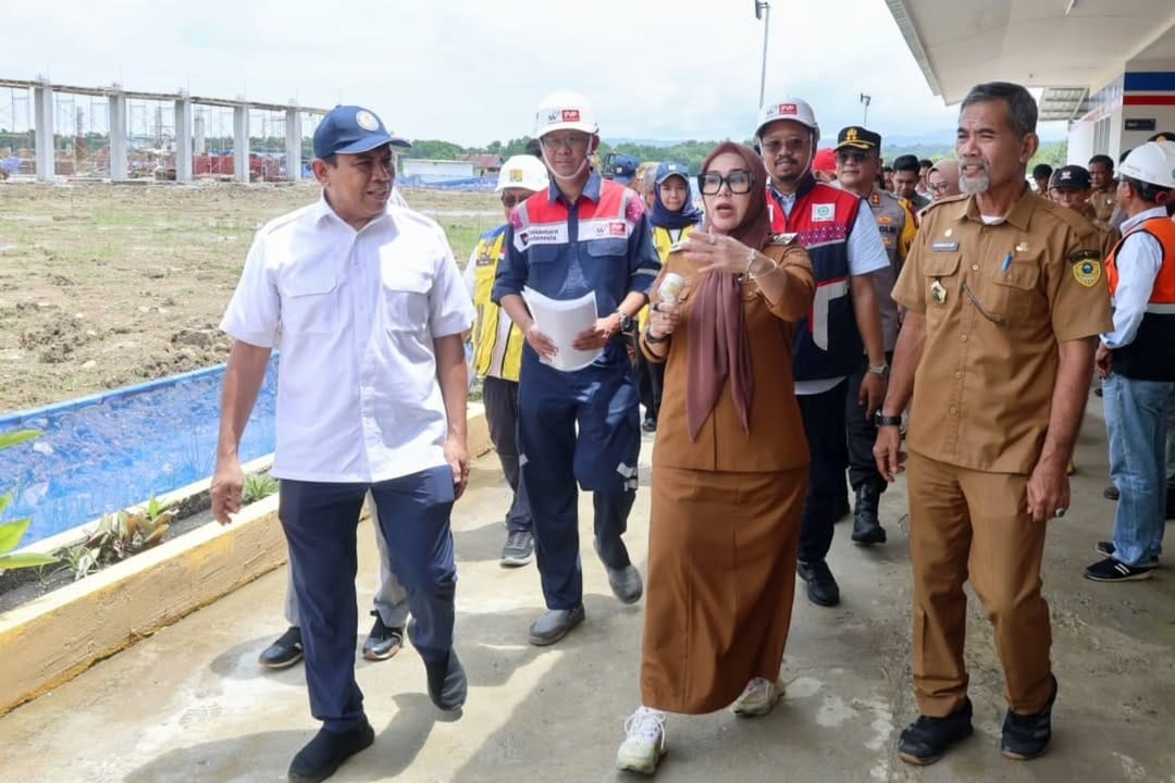 Progres Sekolah Rakyat di Barru mendapat apresiasi langsung dari pemerintah pusat. 👏🤝Asisten .heic